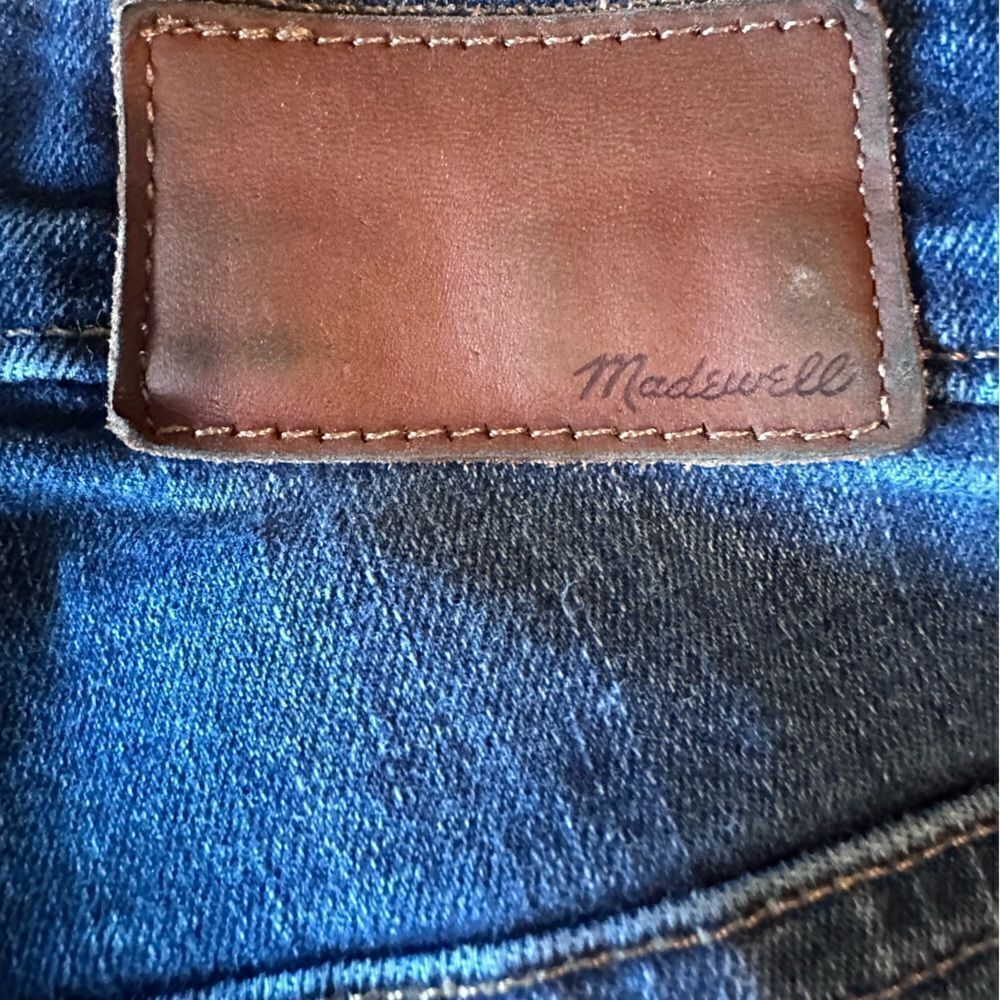 Madewell 10” High Rise Skinny Skinny in Smithley Wash- Size 29 - Picture 7 of 7